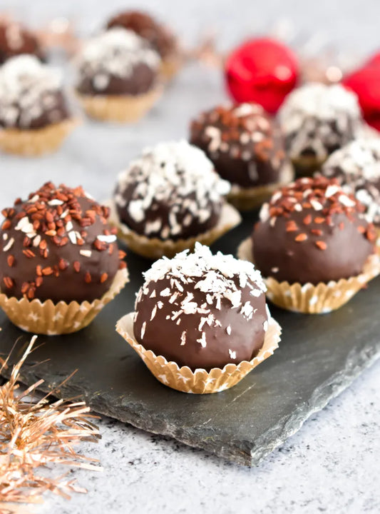 Bombones Caseros de Chocolate con Aceite de Coco y Crema de Cacahuate