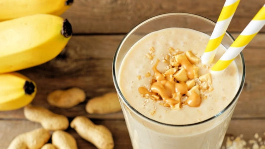 Shake de Platano con Crema de Cacahuate